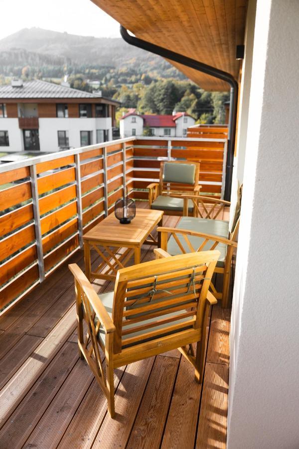 Ubytovani V Beskydech - Apartman Kaja เชลาดนา ภายนอก รูปภาพ